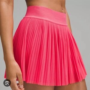 Lululemon pleated skirt